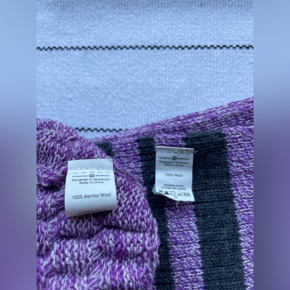 Lululemon beanie and scarf set - Picture 2 of 2